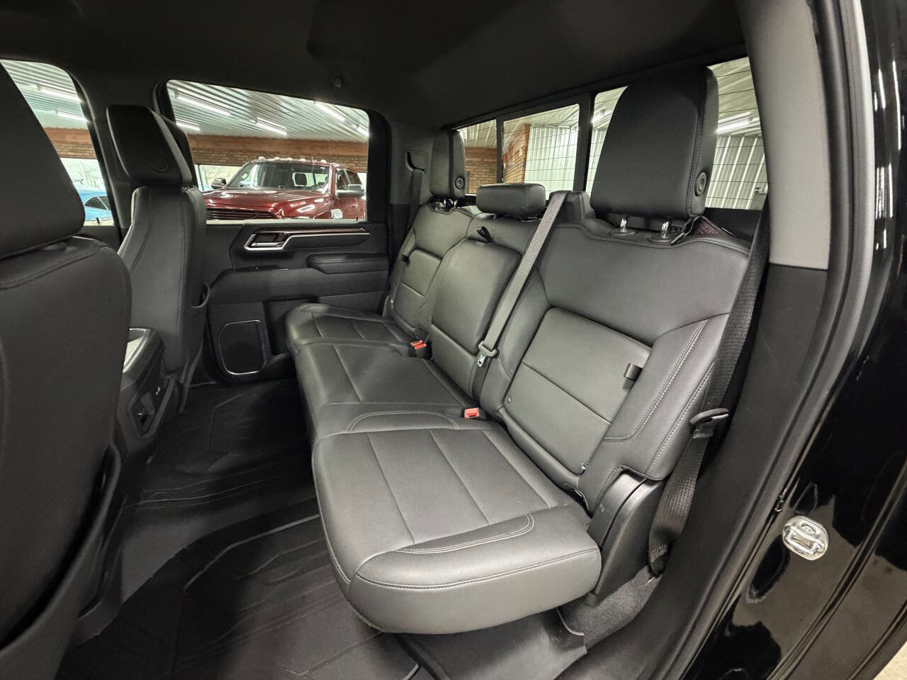 Used 2025 Chevrolet Silverado 2500 LT w/ Z71 Chrome Sport Edition image 35