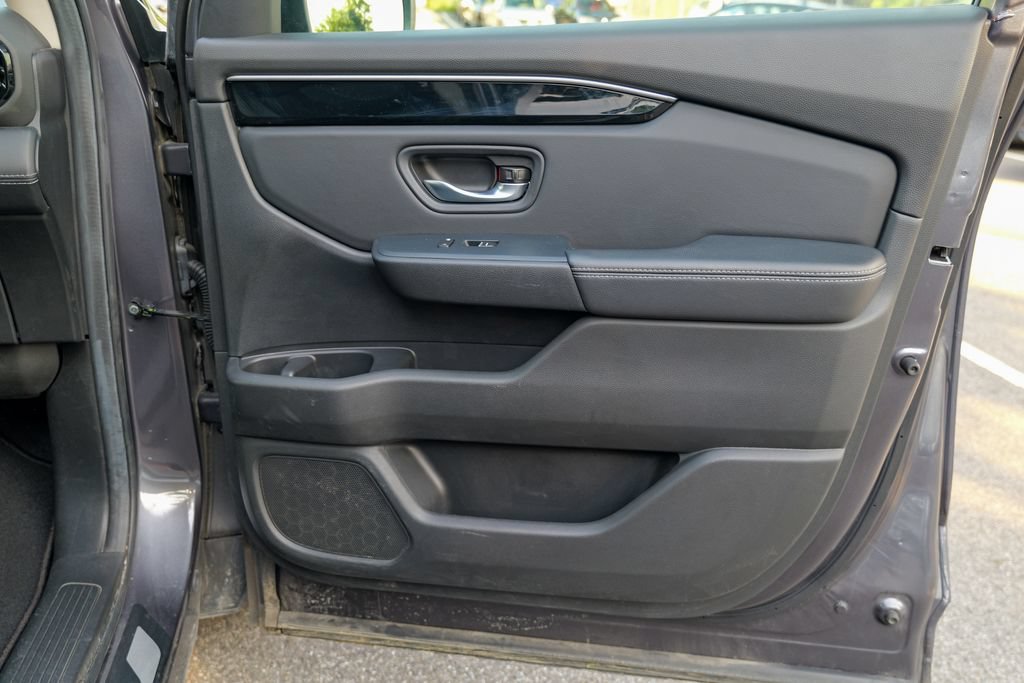 Used 2025 Honda Pilot EX-L image 35