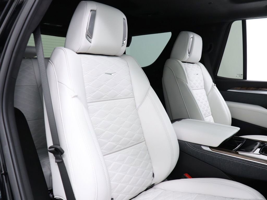 Used 2026 Cadillac Escalade Platinum Sport image 44