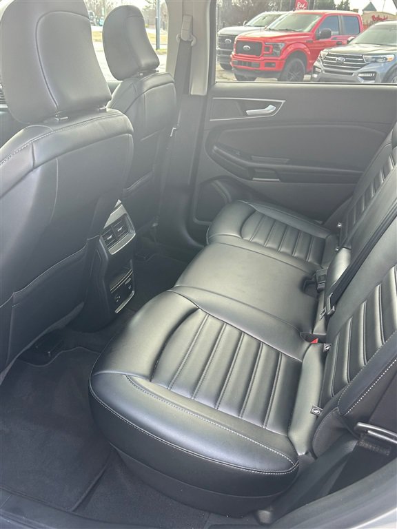 Used 2022 Ford Edge SEL w/ Convenience Package AWD/4WD image 9