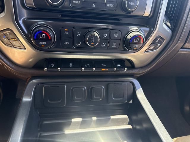 Used 2018 Chevrolet Silverado 1500 LTZ w/ LTZ Plus Package AWD/4WD image 27