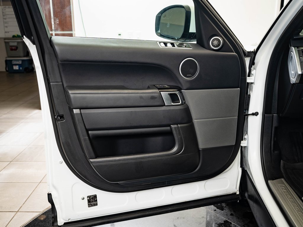Used 2018 Land Rover Range Rover Sport Supercharged image 23