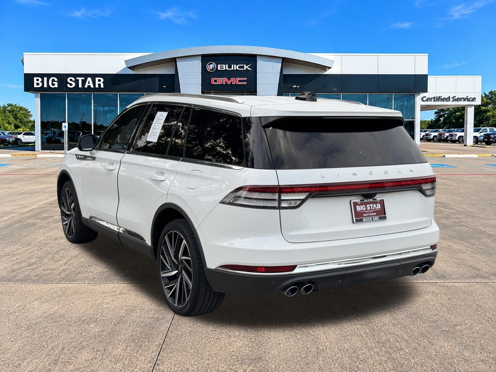 Used 2025 Lincoln Aviator Reserve w/ Equipment Group 201A AWD/4WD image 5