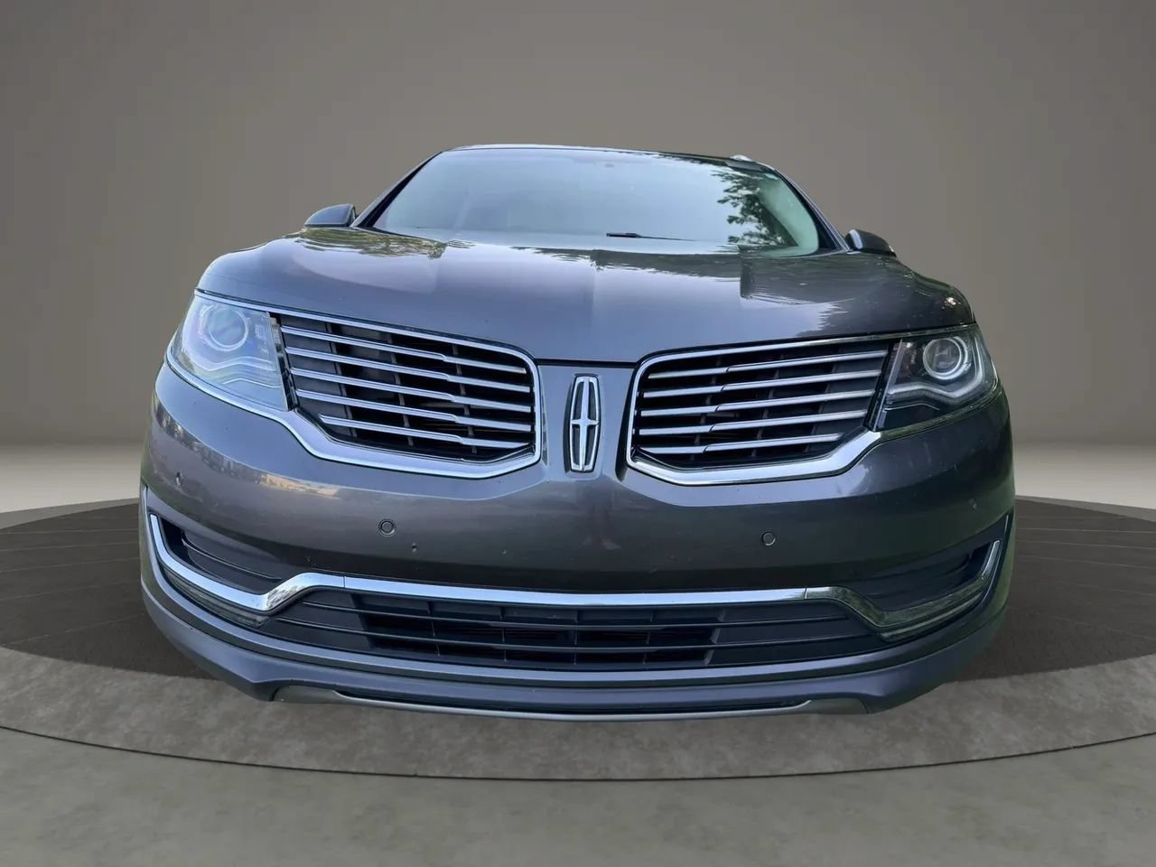Used 2017 Lincoln MKX Reserve FWD image 8