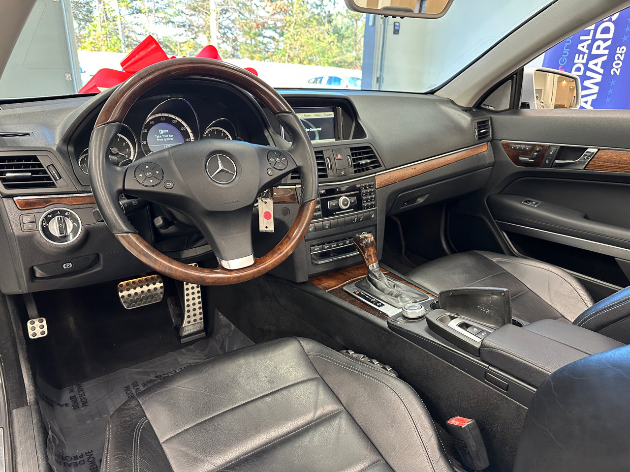 Used 2011 Mercedes-Benz E 350 Cabriolet image 27