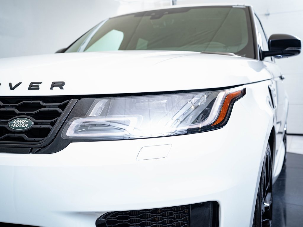 Used 2022 Land Rover Range Rover Sport HST image 17