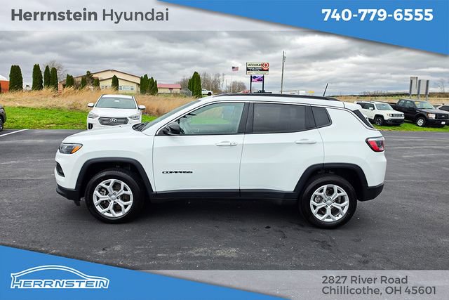 Used 2024 Jeep Compass Latitude image 4