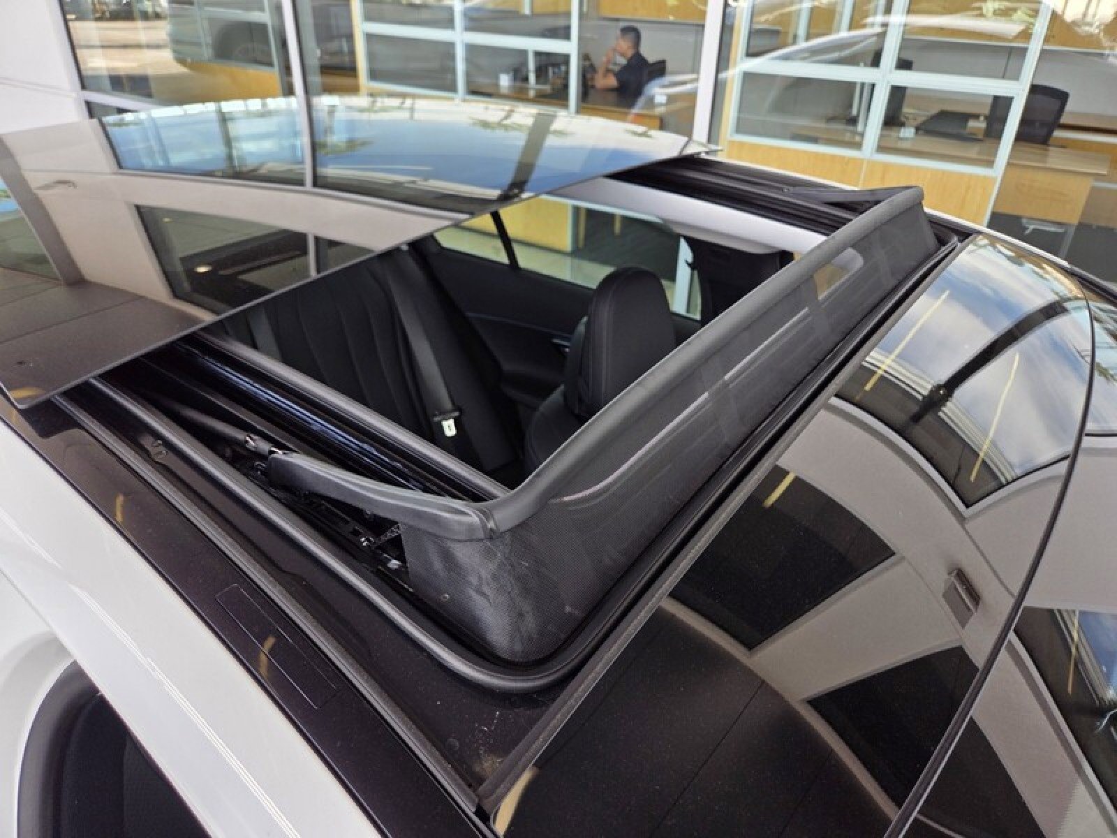 New 2026 Mercedes-Benz E 350 Sedan image 18