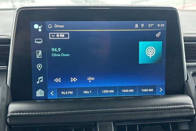 Used 2023 Chevrolet Suburban LT image 25