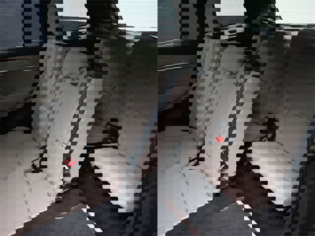 Used 2026 Volvo XC90 B6 Plus w/ Protection Package Premier image 22