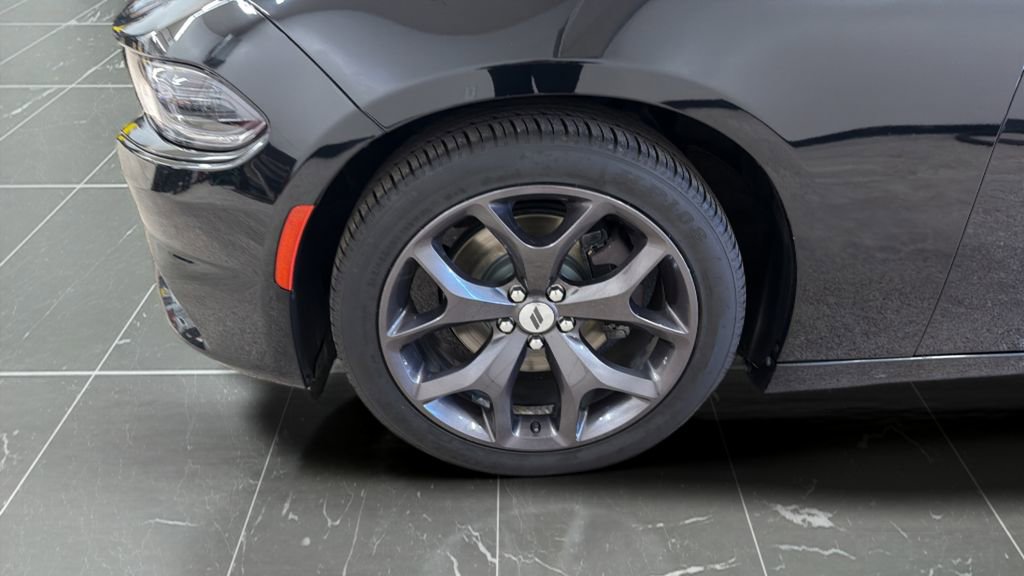 Used 2017 Dodge Charger SXT w/ Rallye Group RWD image 27