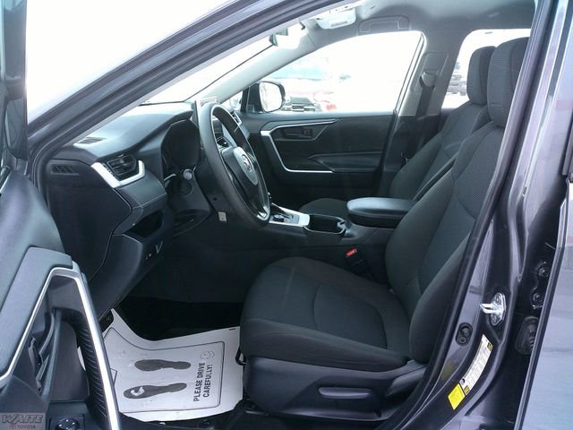Used 2024 Toyota RAV4 LE image 21