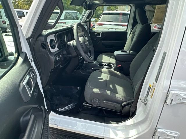 Used 2025 Jeep Wrangler Unlimited Sport S 4xe w/ Convenience Group AWD/4WD image 2