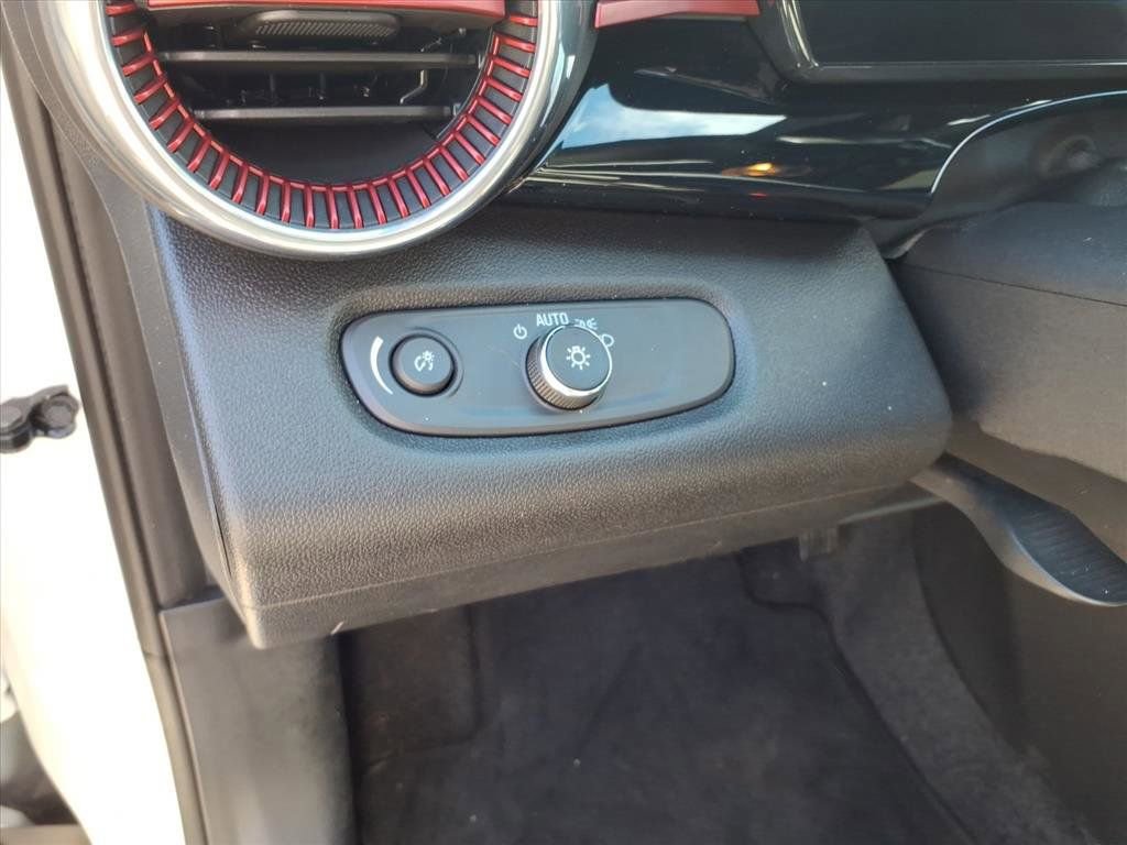 Used 2024 Chevrolet Trax RS w/ Driver Confidence Package image 24