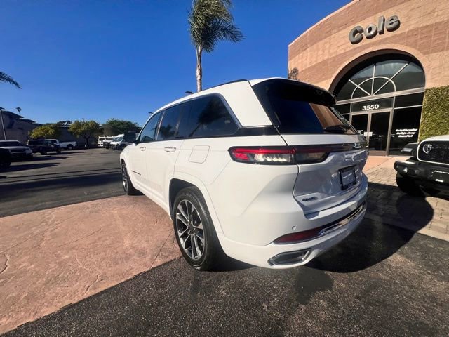 Used 2022 Jeep Grand Cherokee Overland w/ Advanced Protech Group III image 16