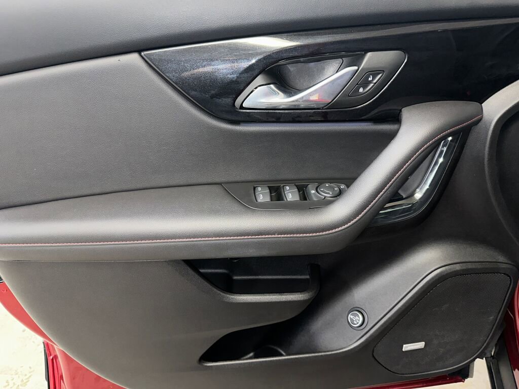 Used 2023 Chevrolet Blazer RS w/ LPO, Floor Liner Package image 7