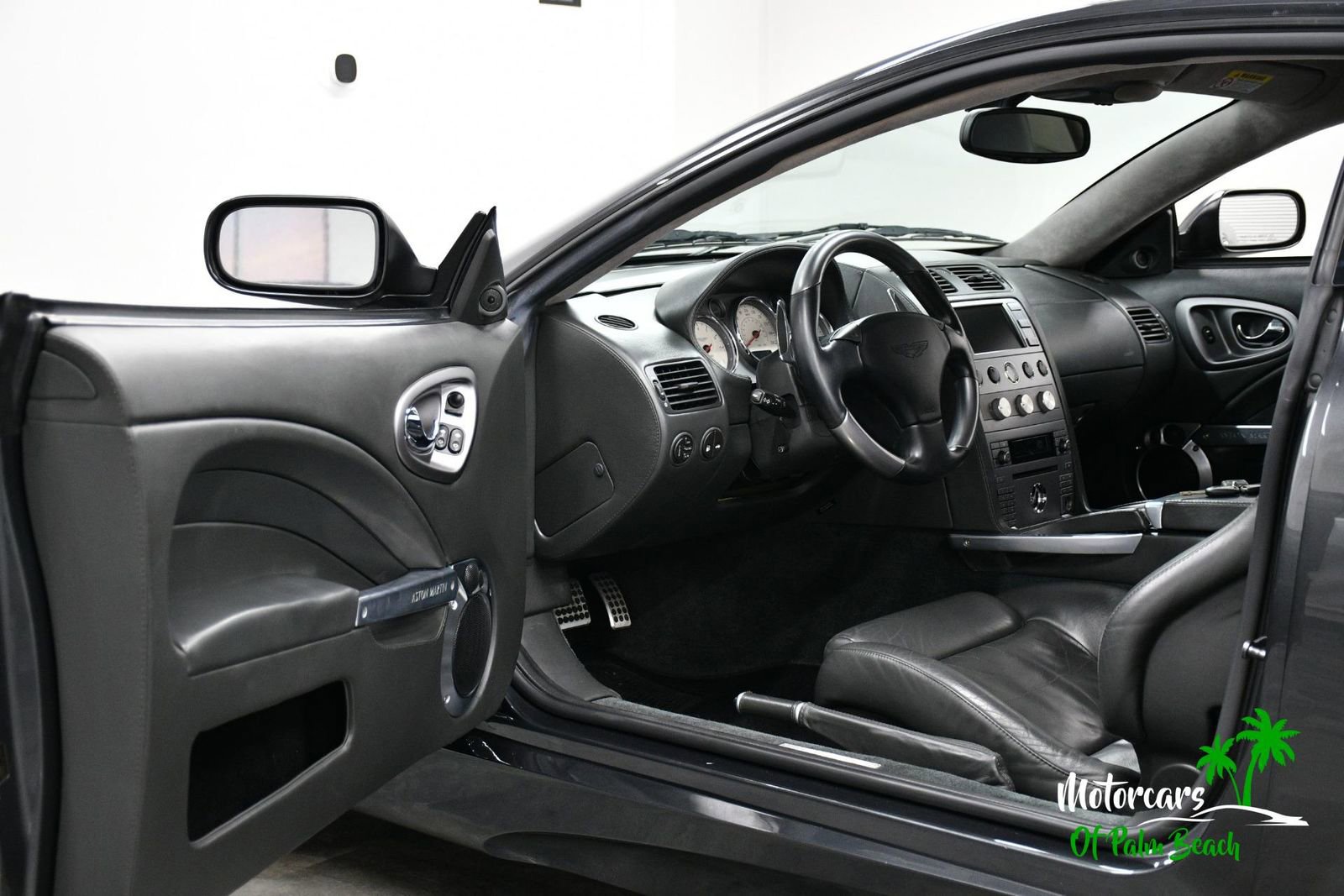 Used 2006 Aston Martin Vanquish S RWD image 36