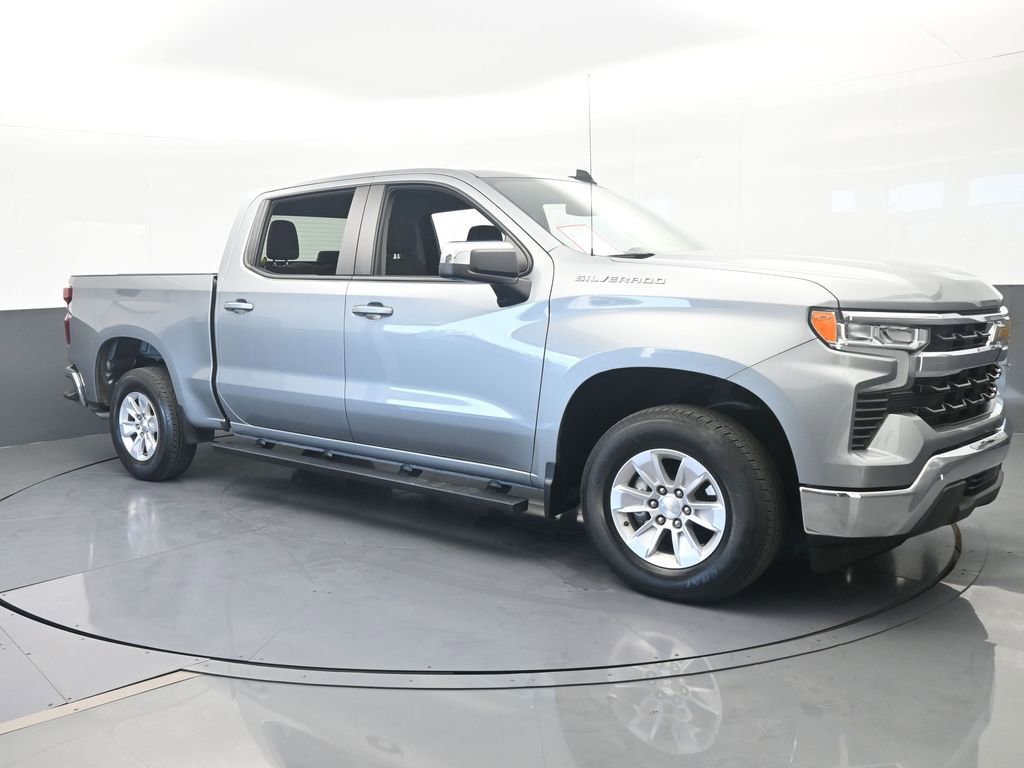 Used 2024 Chevrolet Silverado 1500 LT RWD image 8