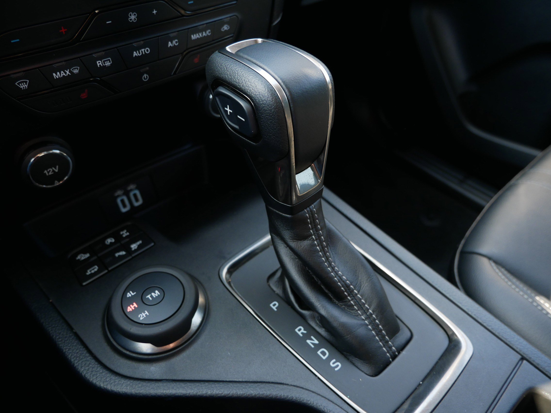 Used 2019 Ford Ranger Lariat w/ Equipment Group 501A Mid image 24