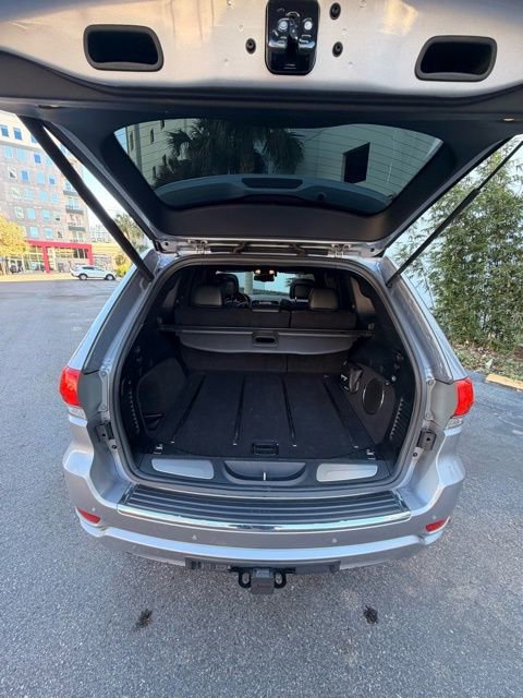 Used 2014 Jeep Grand Cherokee Overland w/ Advanced Technology Group image 7