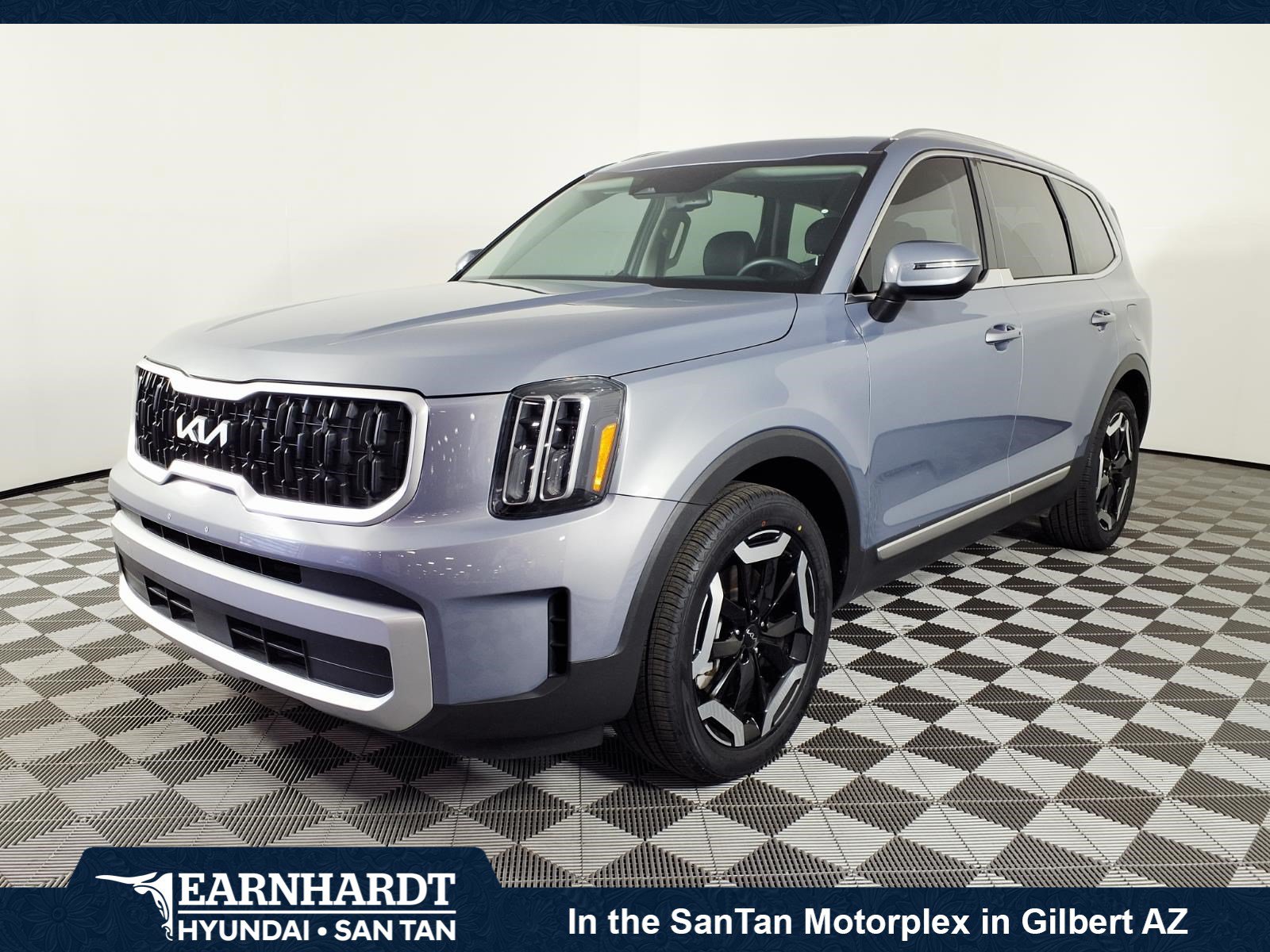 Used 2023 Kia Telluride EX w/ EX Captain's Chair Package FWD image 1