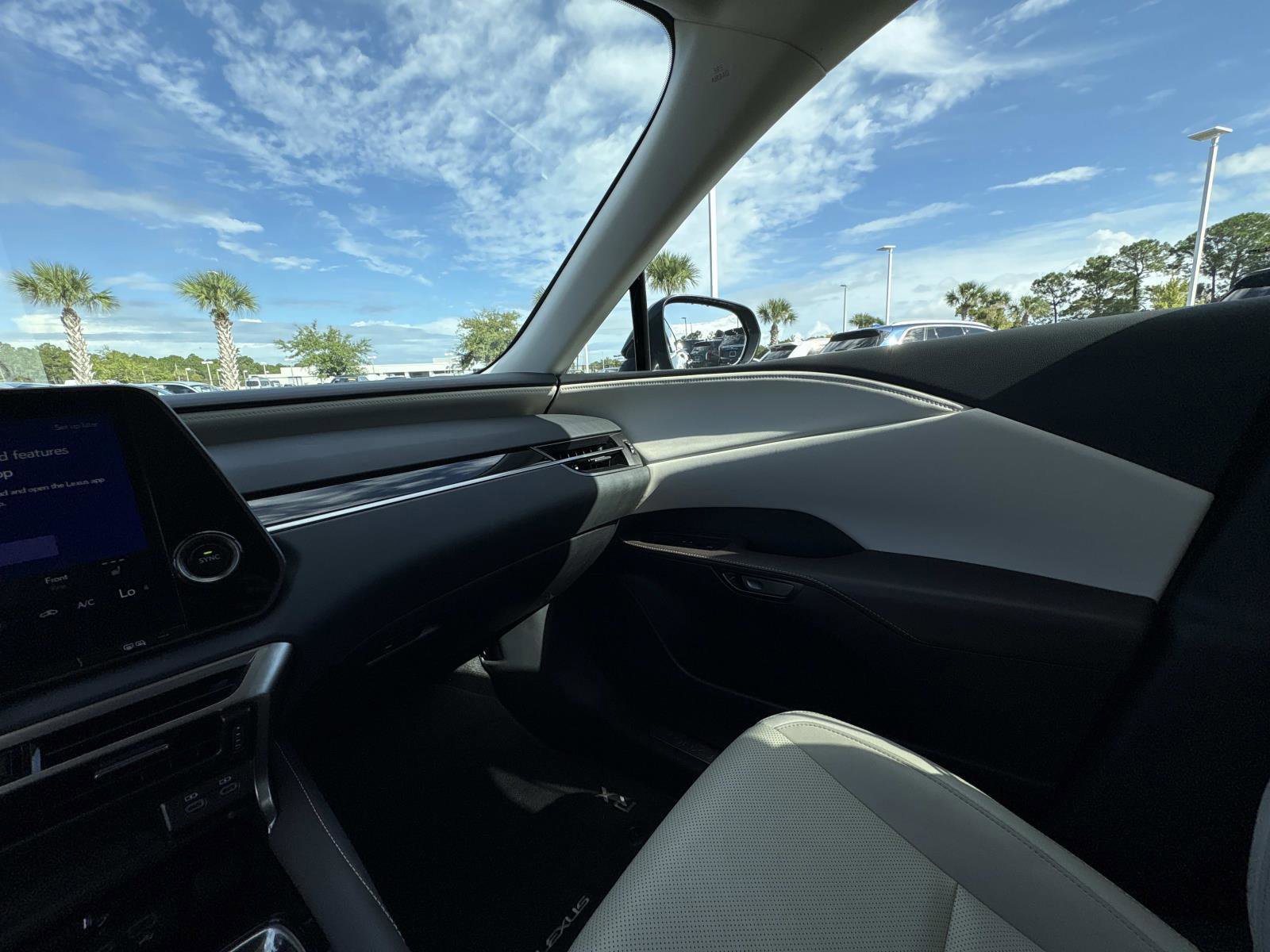 Certified 2024 Lexus RX 350 FWD image 26