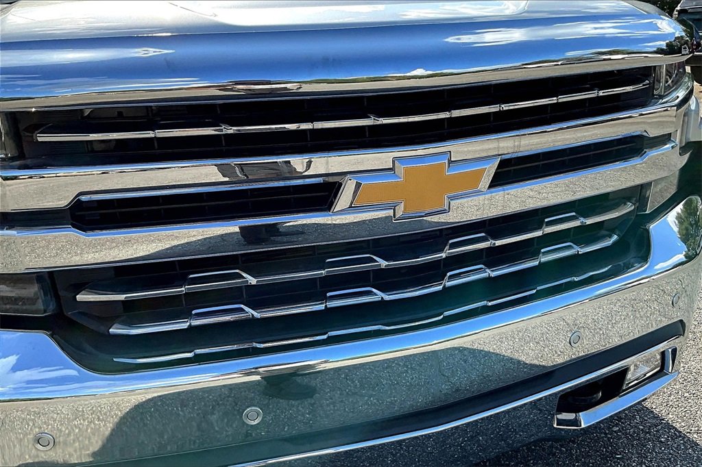 Certified 2020 Chevrolet Silverado 1500 LTZ w/ LTZ Plus Package image 28