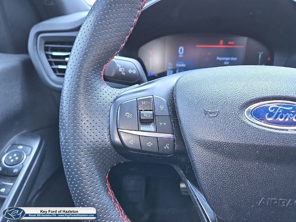 Used 2023 Ford Escape ST-Line w/ Tech Pack #1 AWD/4WD image 29