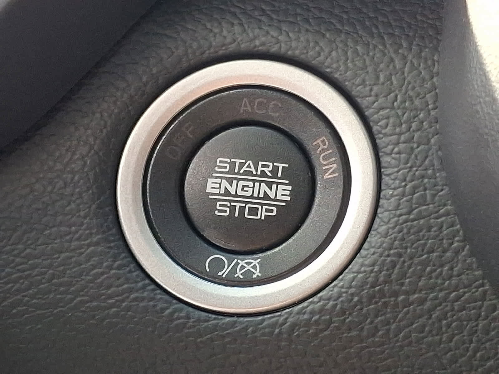 Used 2024 RAM 2500 Big Horn AWD/4WD image 24