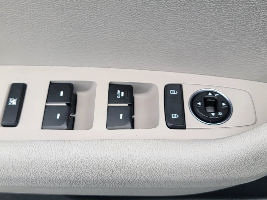 Used 2017 Hyundai Sonata SE FWD image 34