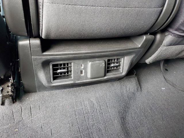 Used 2023 GMC Sierra 1500 SLE image 15