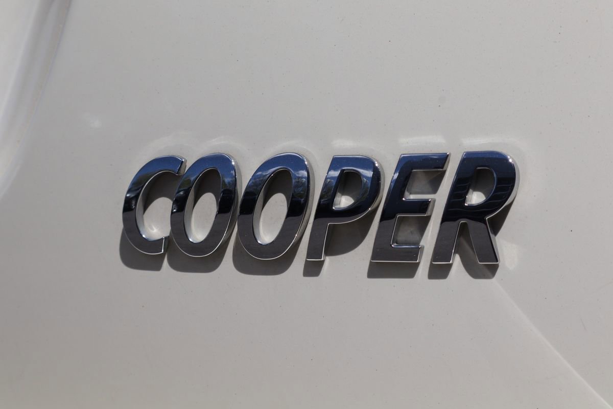Used 2017 MINI Cooper 2-Door Hardtop FWD image 21