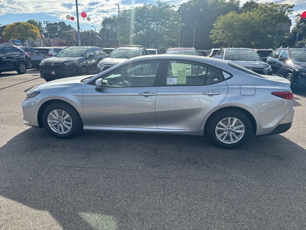 New 2026 Toyota Camry SE image 4
