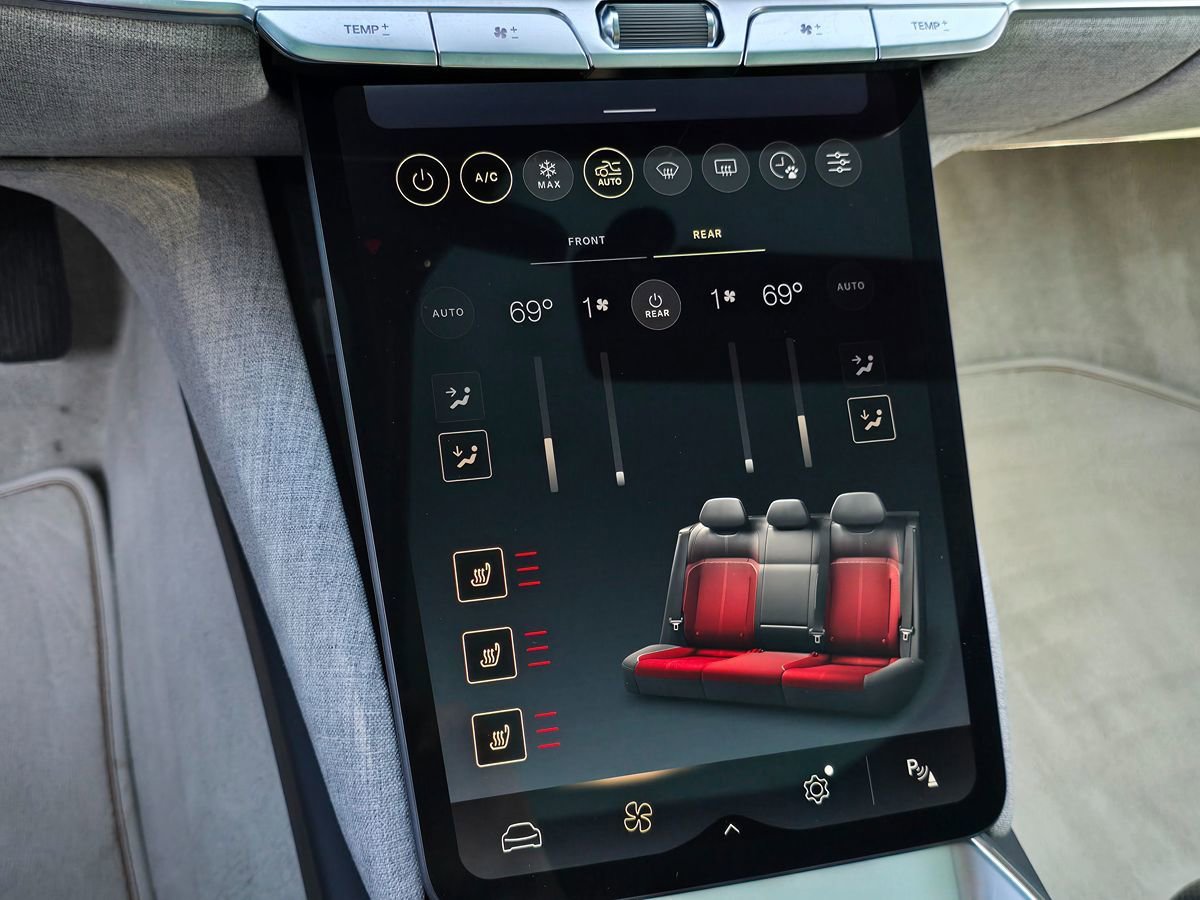 Used 2022 Lucid Air Grand Touring image 31