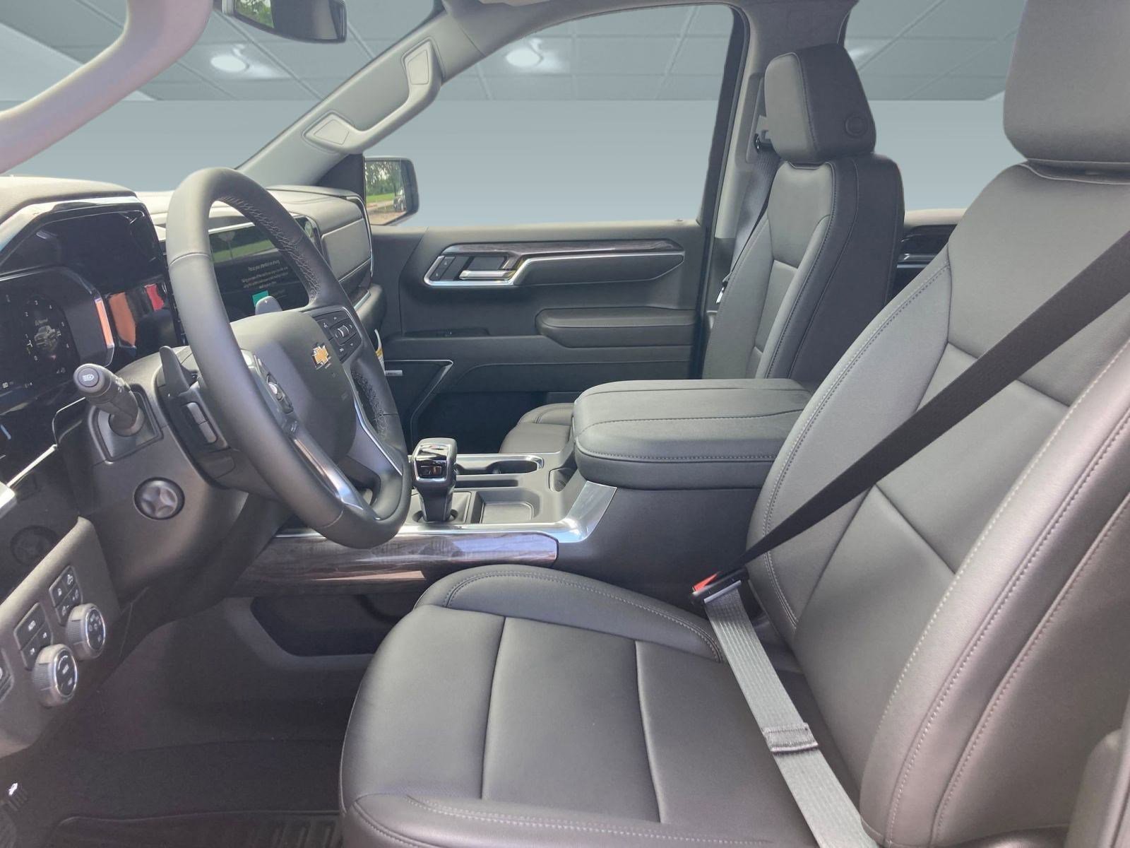 New 2026 Chevrolet Silverado 1500 LTZ w/ LTZ Premium Package image 4