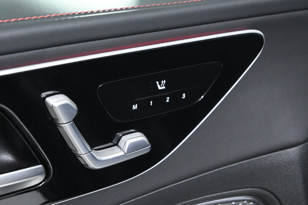 Certified 2023 Mercedes-Benz C 43 AMG 4MATIC Sedan image 25