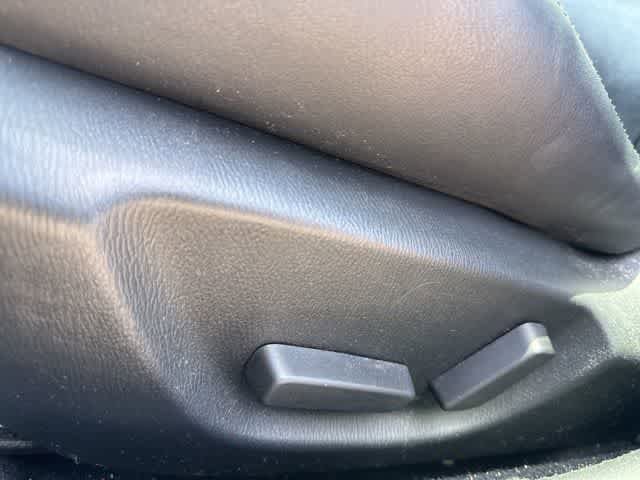 Used 2018 MAZDA MAZDA3 Touring FWD image 8