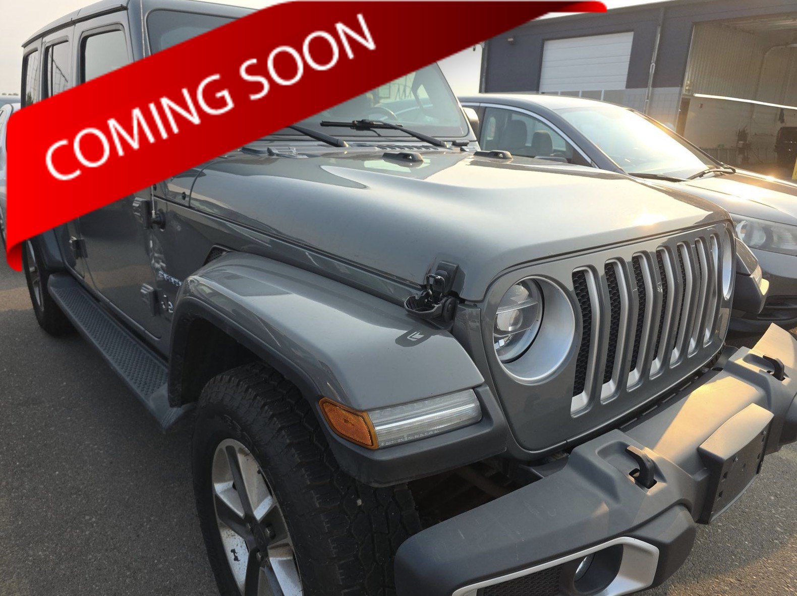 Used 2020 Jeep Wrangler Unlimited Sahara w/ Dual Top Group AWD/4WD image 1