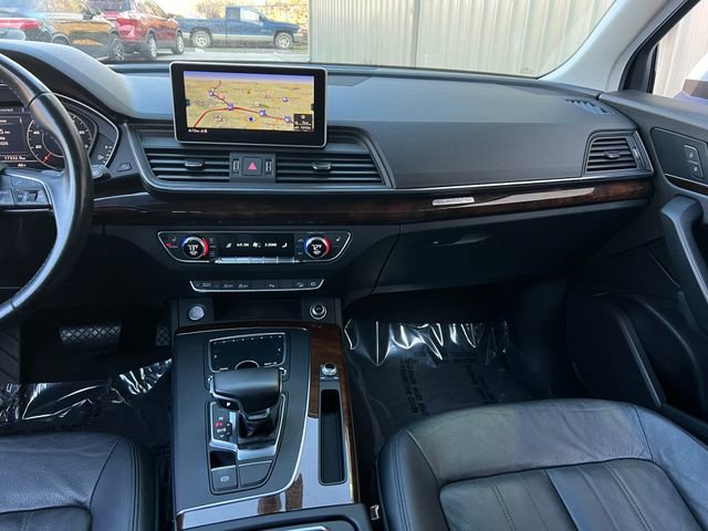 Used 2018 Audi Q5 2.0T Premium Plus w/ Premium Plus Package image 15