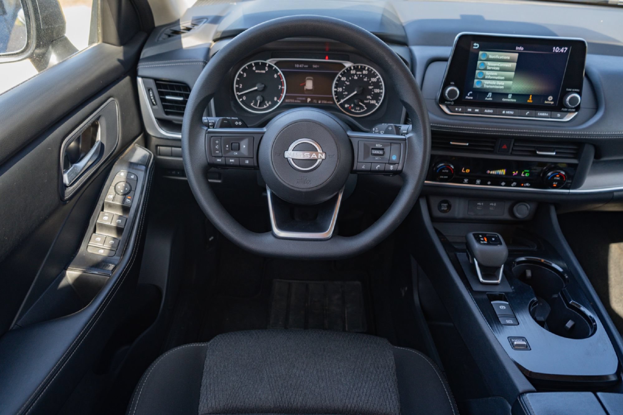 Used 2024 Nissan Rogue SV FWD image 22