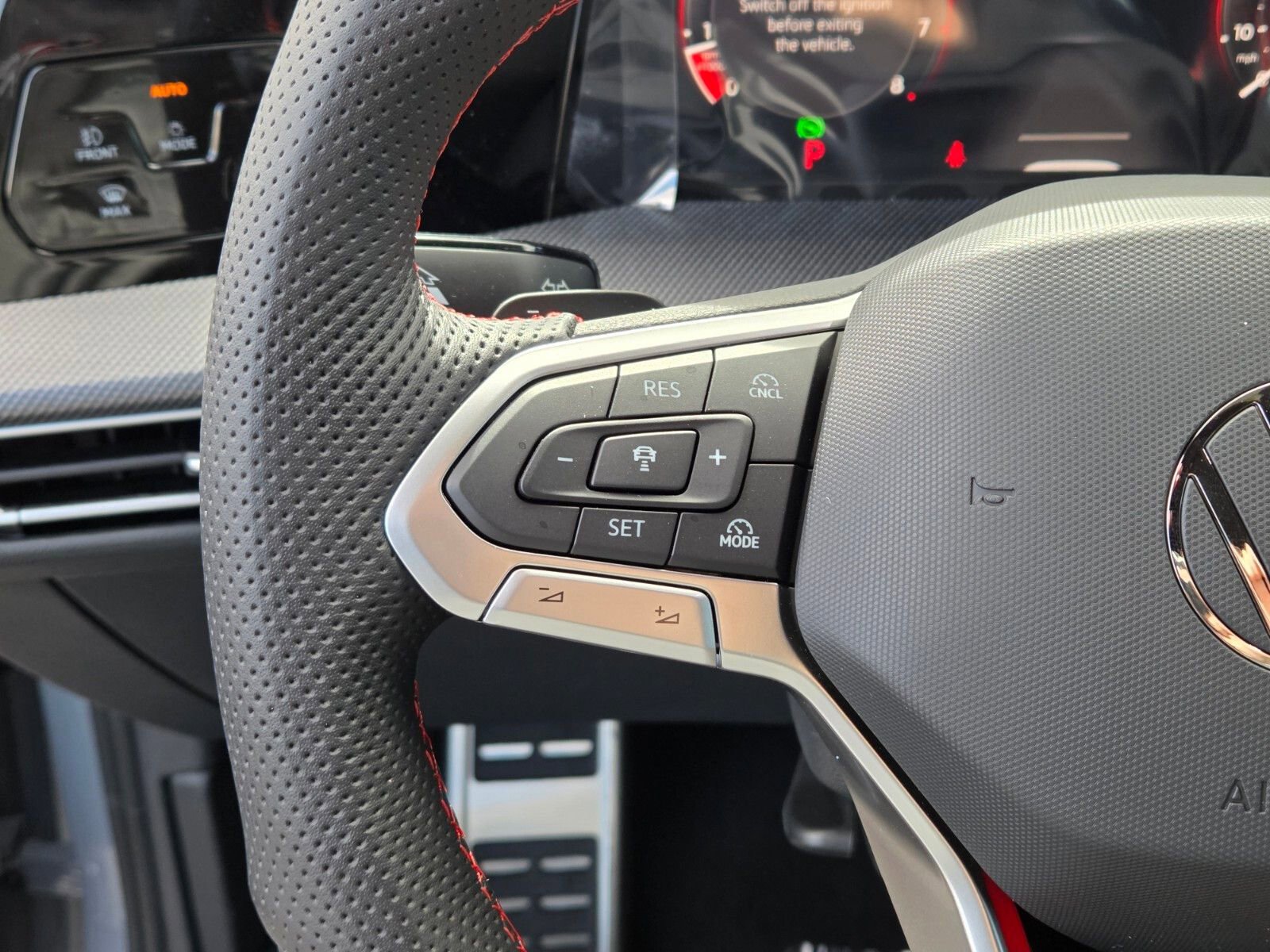 New 2025 Volkswagen GTI SE FWD image 12