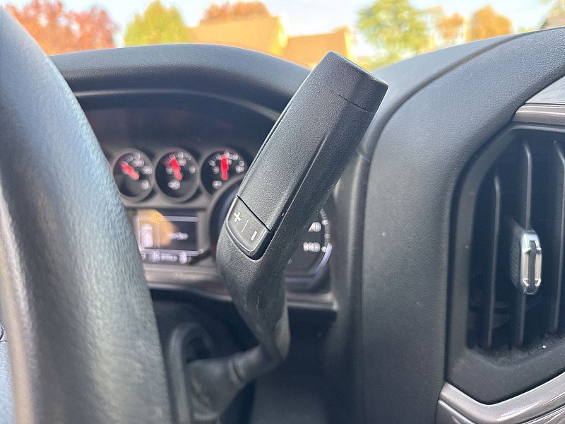 Used 2021 Chevrolet Silverado 1500 Custom image 14