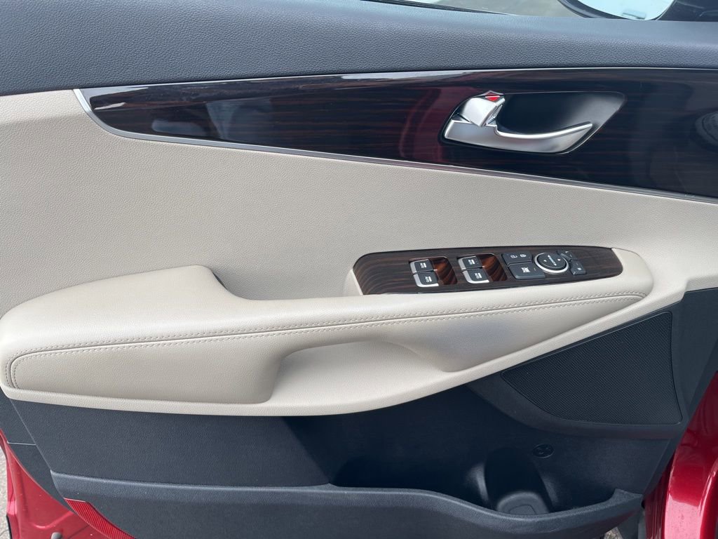 Used 2020 Kia Sorento EX image 12