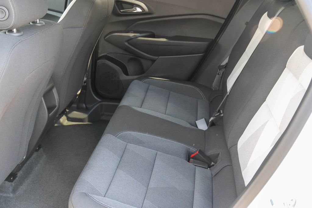 New 2026 Chevrolet Trax LS w/ LS Convenience Package FWD image 6