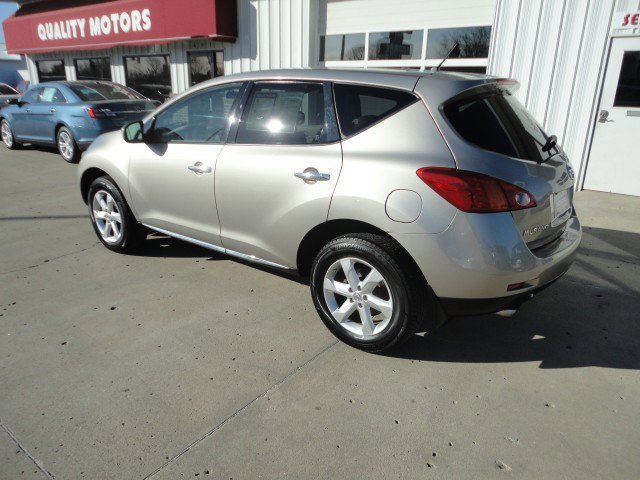 Used 2010 Nissan Murano S image 12
