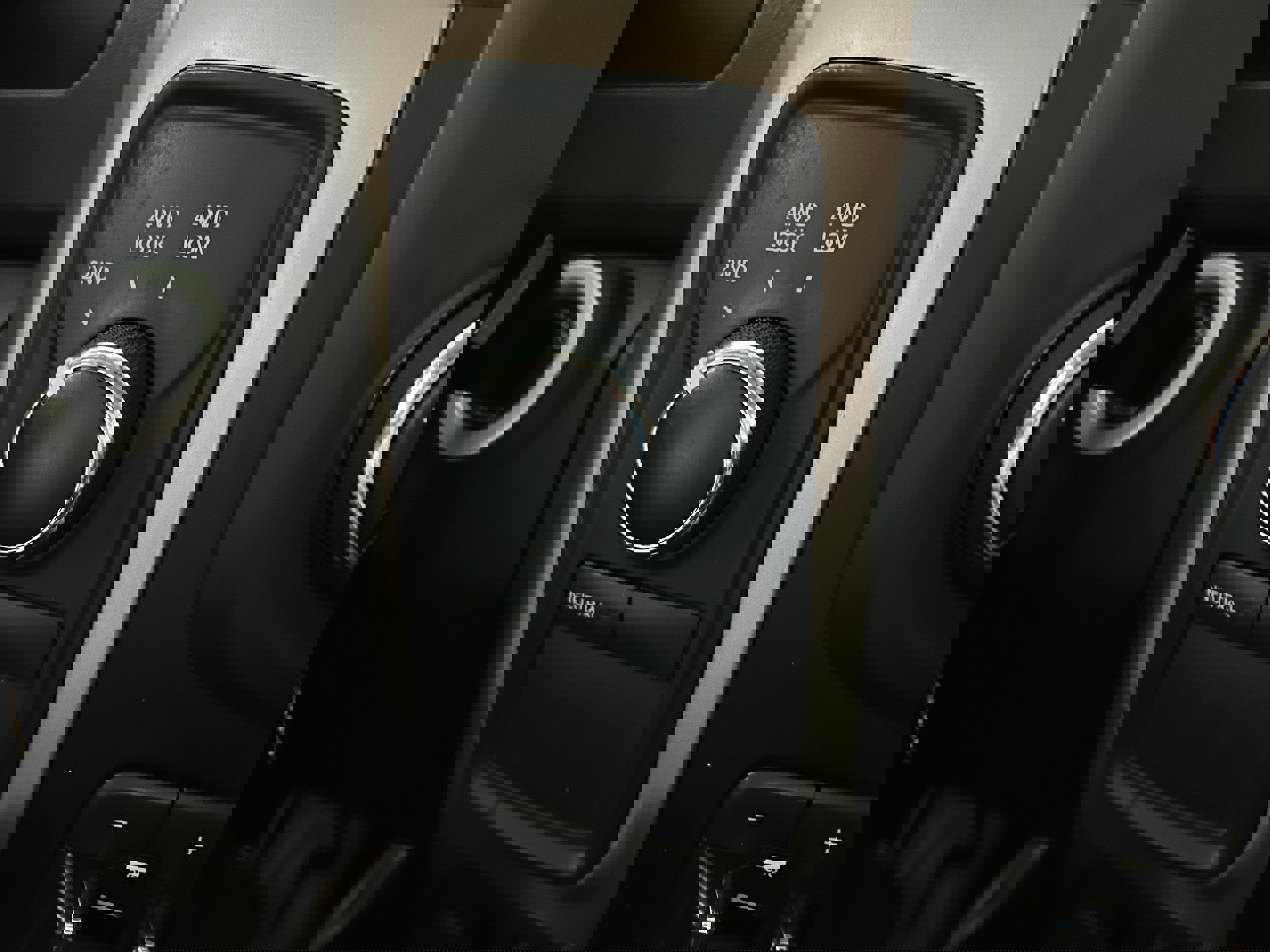 Used 2018 RAM 2500 SLT w/ Snow Chief Group image 11