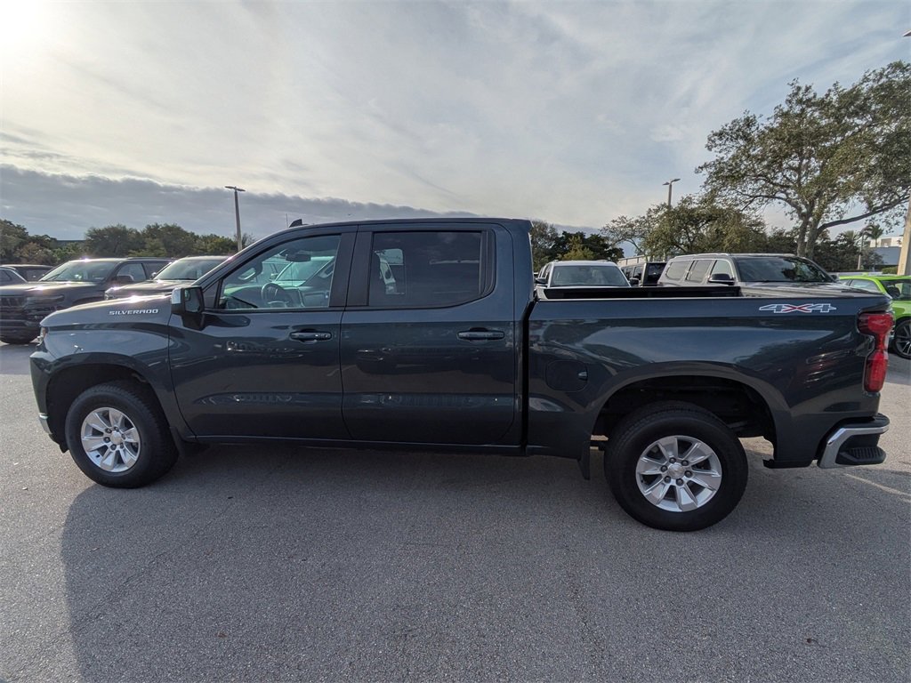 Used 2021 Chevrolet Silverado 1500 LT image 9