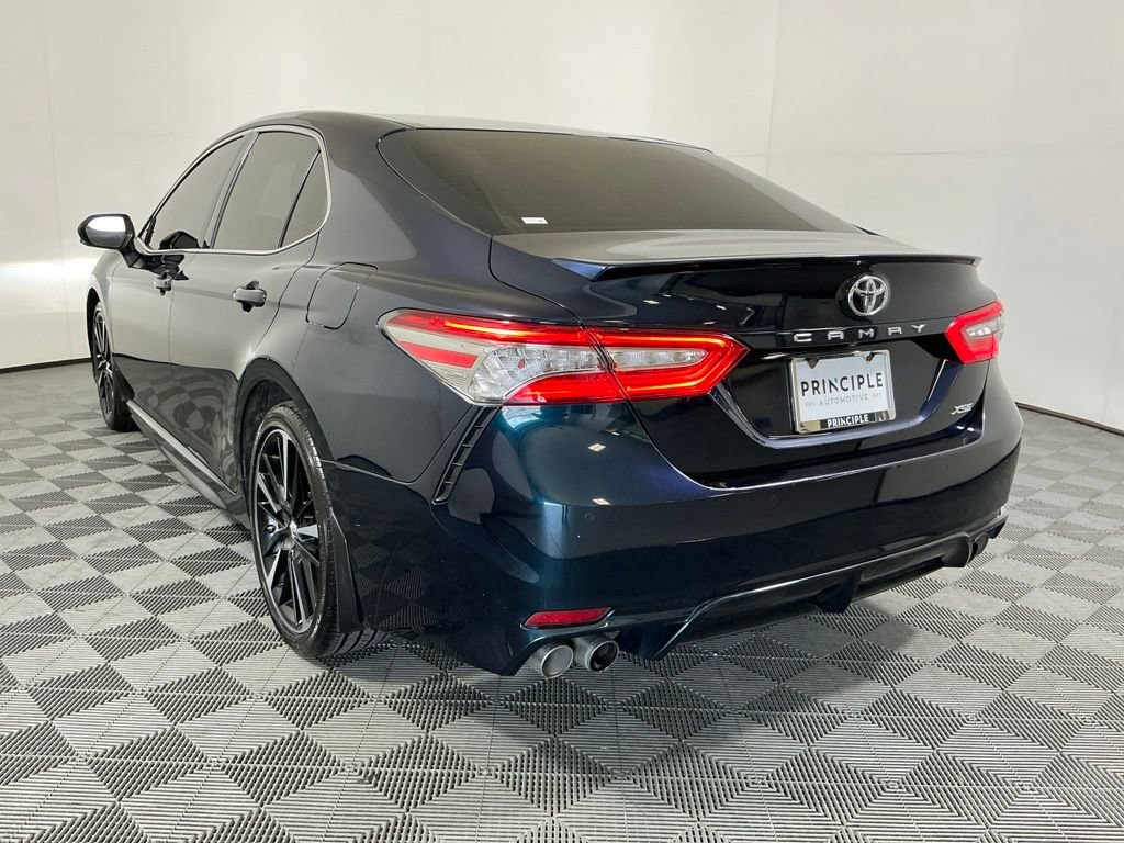 Used 2018 Toyota Camry XSE FWD image 7