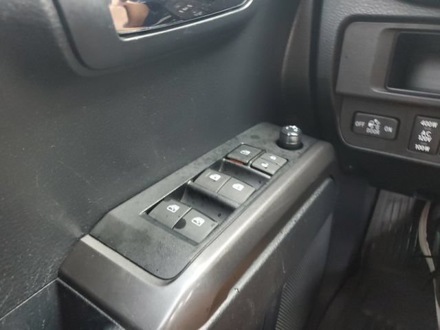 Used 2019 Toyota Tacoma TRD Sport w/ Technology Package AWD/4WD image 20