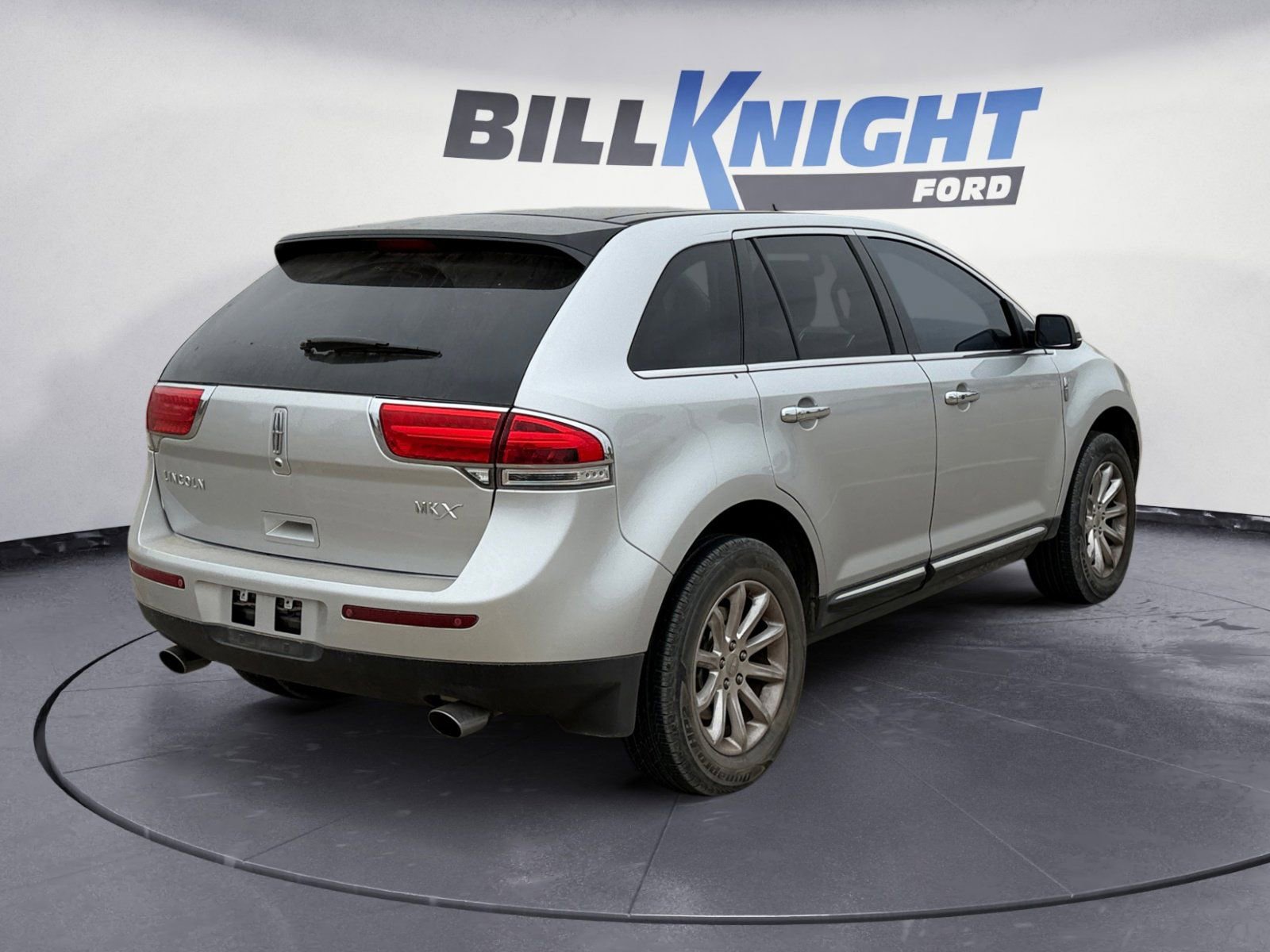 Used 2013 Lincoln MKX FWD image 5